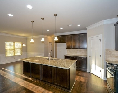 3319 Mulberry Cove Way - Photo Thumbnail 7