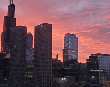 737 W Washington Boulevard - Photo Thumbnail 34