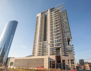 737 W Washington Boulevard - Photo Thumbnail 35