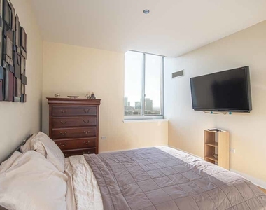 737 W Washington Boulevard - Photo Thumbnail 25