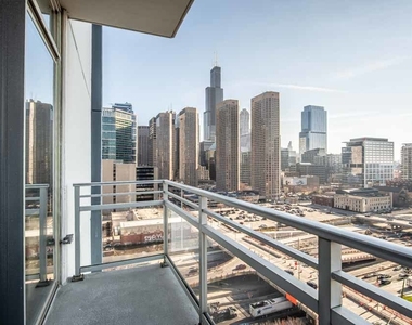 737 W Washington Boulevard - Photo Thumbnail 10