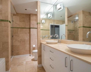 737 W Washington Boulevard - Photo Thumbnail 22