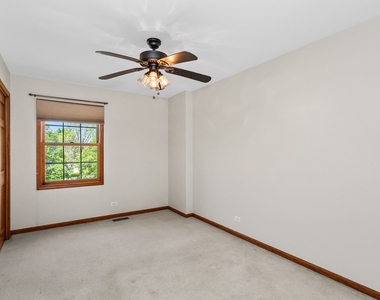 4n475 S Robert Frost Circle - Photo Thumbnail 20