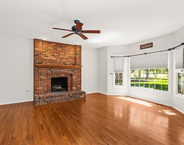 4n475 S Robert Frost Circle - Photo Thumbnail 7