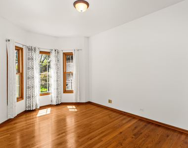 4n475 S Robert Frost Circle - Photo Thumbnail 12