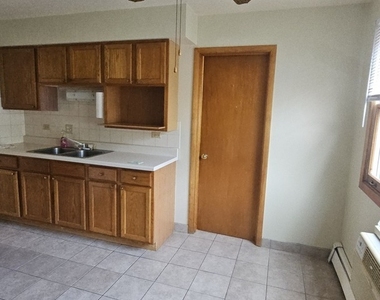 12013 S Kildare Avenue - Photo Thumbnail 13