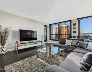 1030 N State Street - Photo Thumbnail 3