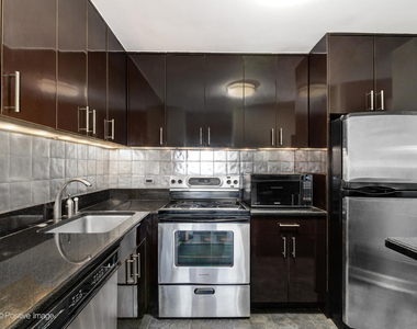 1030 N State Street - Photo Thumbnail 10