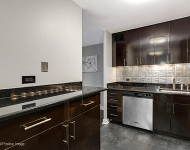 1030 N State Street - Photo Thumbnail 13
