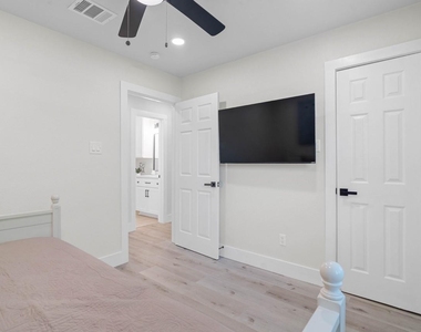 3138 Sunbeam Street - Photo Thumbnail 35