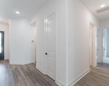 972 Terlingua Creek Drive - Photo Thumbnail 3