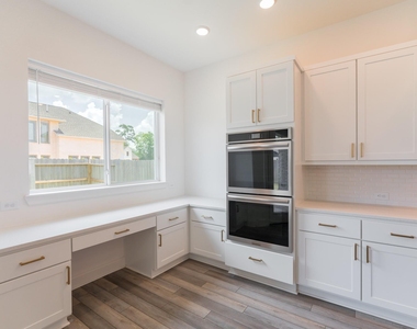 972 Terlingua Creek Drive - Photo Thumbnail 16