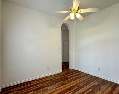 15027 Winding Black Cherry Lane - Photo Thumbnail 18