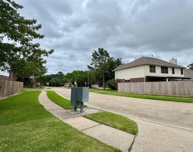 15027 Winding Black Cherry Lane - Photo Thumbnail 38
