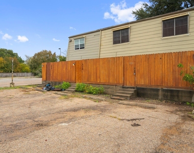 11550 Chimney Rock Road - Photo Thumbnail 28