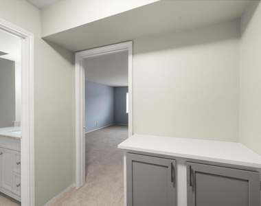 11550 Chimney Rock Road - Photo Thumbnail 15