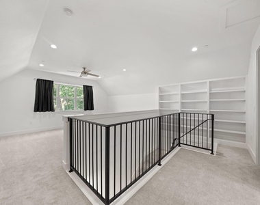 5345 Larkin Street - Photo Thumbnail 19