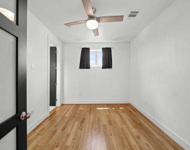 5345 Larkin Street - Photo Thumbnail 14