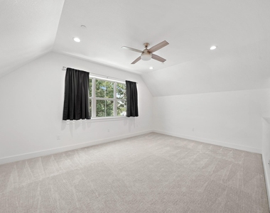5345 Larkin Street - Photo Thumbnail 17