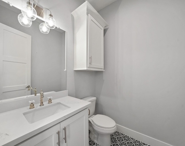 5345 Larkin Street - Photo Thumbnail 8