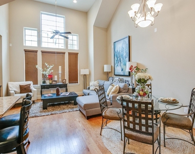 760 Nicholson Street - Photo Thumbnail 15