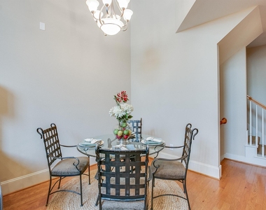 760 Nicholson Street - Photo Thumbnail 16