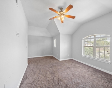 3002 Paige Street - Photo Thumbnail 14
