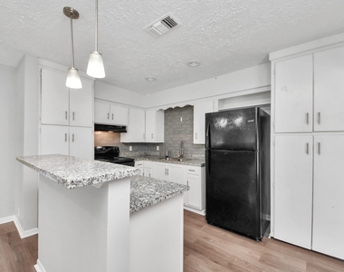 3603 Crosby Cedar Bayou Road - Photo Thumbnail 10