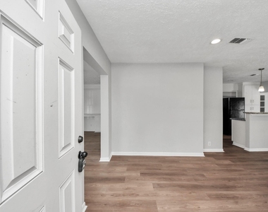 3603 Crosby Cedar Bayou Road - Photo Thumbnail 5