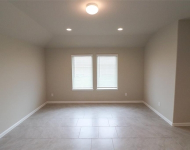 29631 Weber Way Court - Photo Thumbnail 15