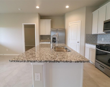 29631 Weber Way Court - Photo Thumbnail 13
