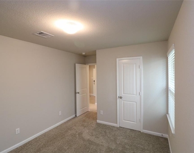29631 Weber Way Court - Photo Thumbnail 5