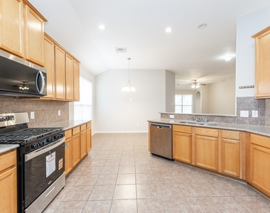 25811 Sundrop Meadows Lane - Photo Thumbnail 15
