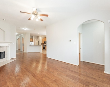 25811 Sundrop Meadows Lane - Photo Thumbnail 10