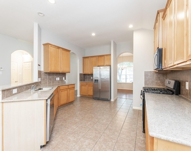 25811 Sundrop Meadows Lane - Photo Thumbnail 13