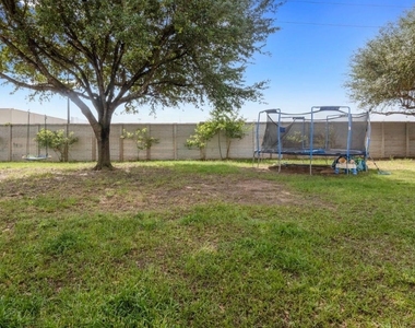 3638 Fuller Bluff Drive - Photo Thumbnail 19