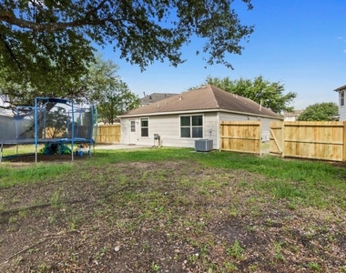 3638 Fuller Bluff Drive - Photo Thumbnail 20