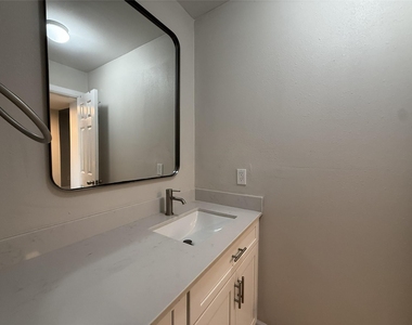 1824 Thonig Road - Photo Thumbnail 15