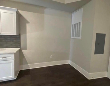 2727 Houston Avenue - Photo Thumbnail 6