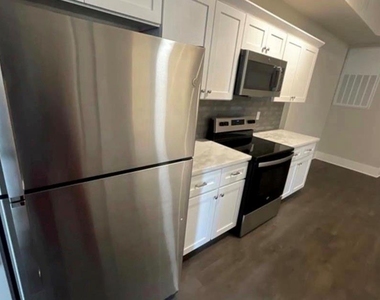 2727 Houston Avenue - Photo Thumbnail 7