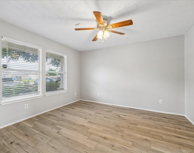 21211 Grand Linden Court - Photo Thumbnail 7
