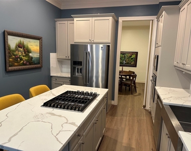 6857 Staffordshire Boulevard - Photo Thumbnail 8