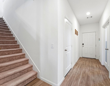 26535 Decker Farms Lane - Photo Thumbnail 7