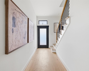 4605 Harrisburg Boulevard - Photo Thumbnail 1