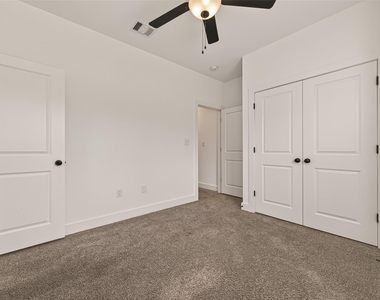 5206 Firnat Street - Photo Thumbnail 20