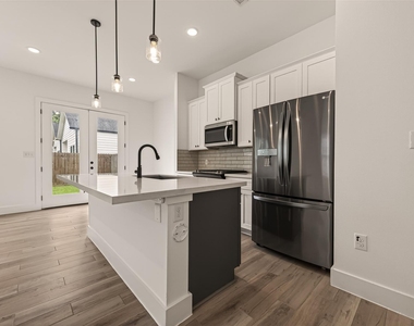 5206 Firnat Street - Photo Thumbnail 11