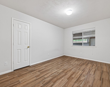 13723 Audra Lane - Photo Thumbnail 36