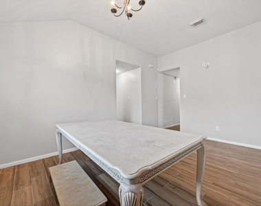 13723 Audra Lane - Photo Thumbnail 9