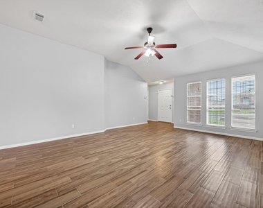 13723 Audra Lane - Photo Thumbnail 6