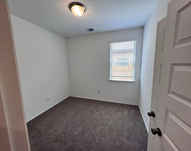 23111 True Fortune Drive - Photo Thumbnail 11